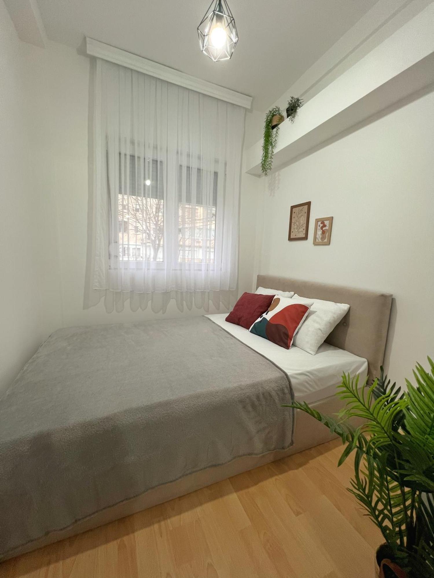 Charming 2 Bedroom Apartment Skopje Ngoại thất bức ảnh